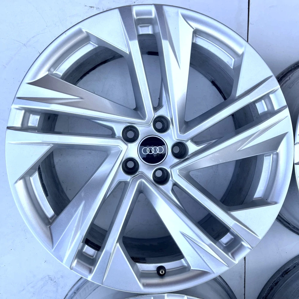 ALU KOLA AUDI Q7 SQ7 20"