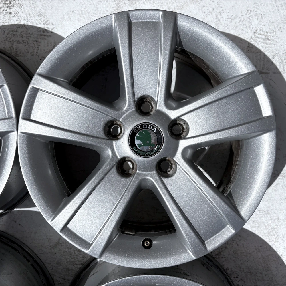 SKODA OCTAVIA 15" 6,5J 5x112 ET50
