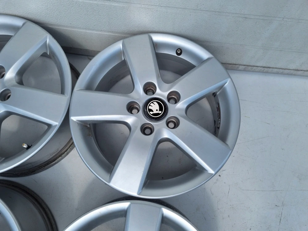 SKODA OCTAVIA 16" 5X112 ET50