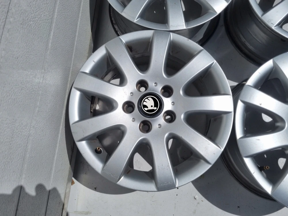SKODA OCTAVIA 15" 5x112 ET50
