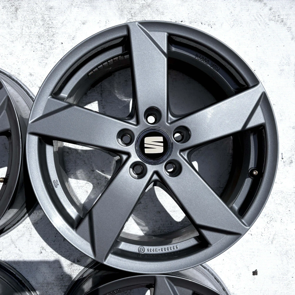 SEAT LEON ATECA 17" 5X112 ET45