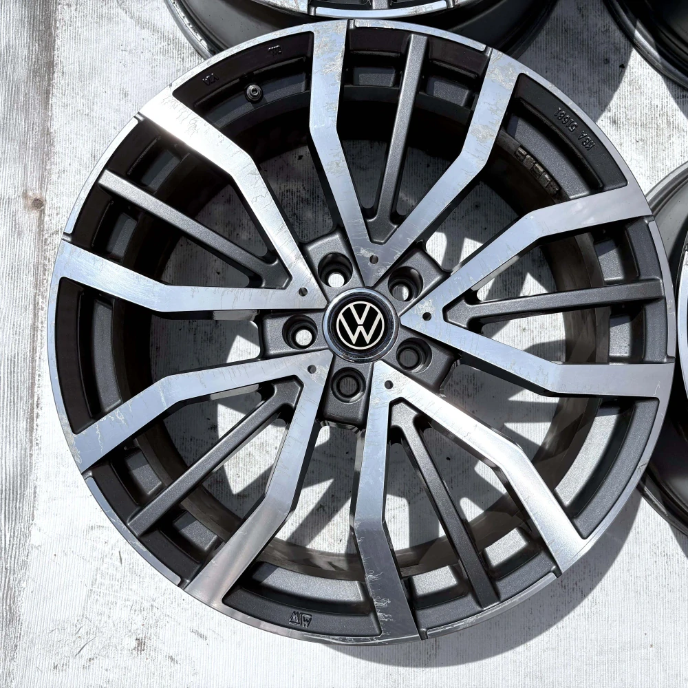 VW TOUAREG 20" 8,5" 5x112 ET30