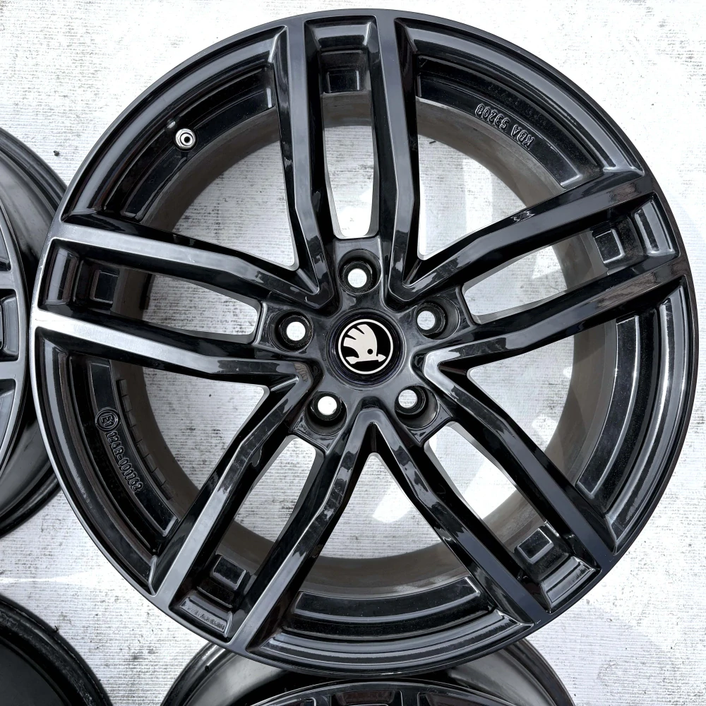 SKODA OCTAVIA SUPERB YETI 17" 5X112 ET27