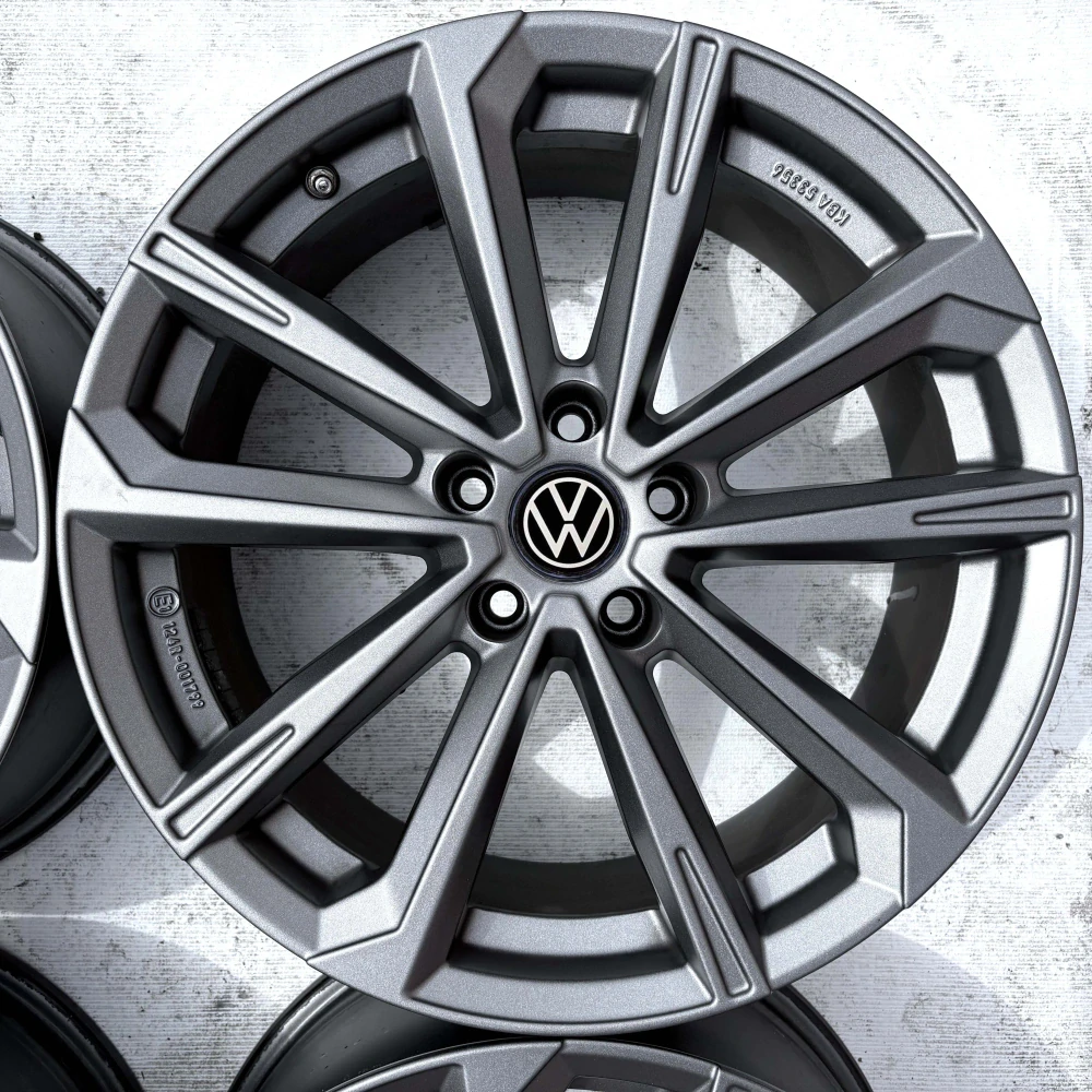 VW TOUAREG 2018-2025 18" 5x112