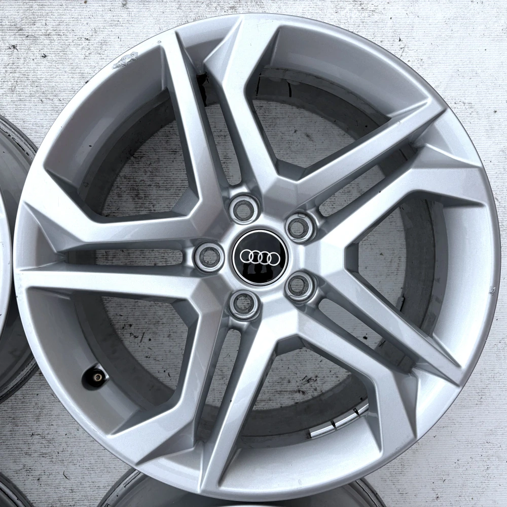 ALU AUDI A4 B8 B9 A5 A6 C7 C8 Q3 Q5 18" 5X112 ET39