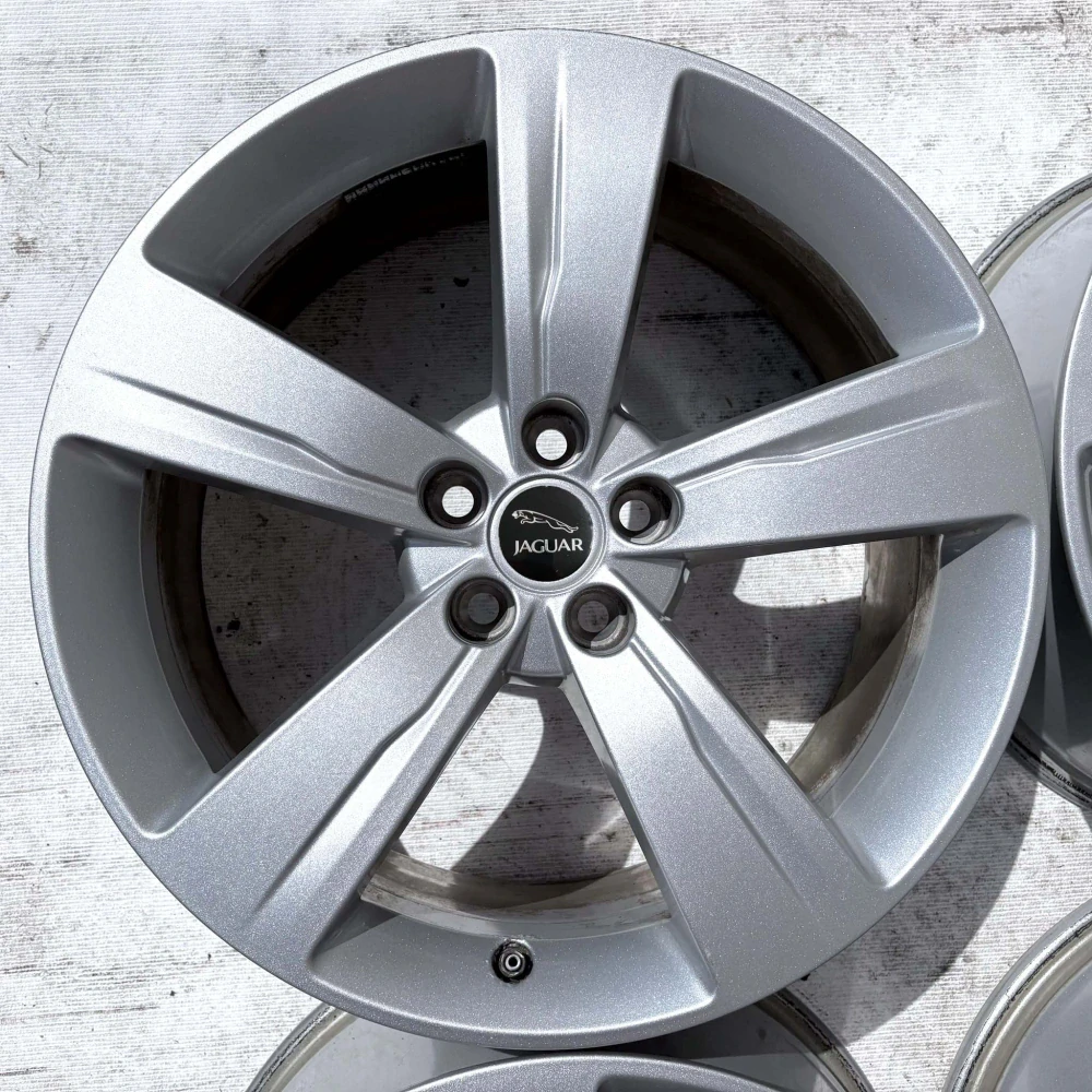 JAGUAR F-PACE XF 19L 5X108 8,5J ET45