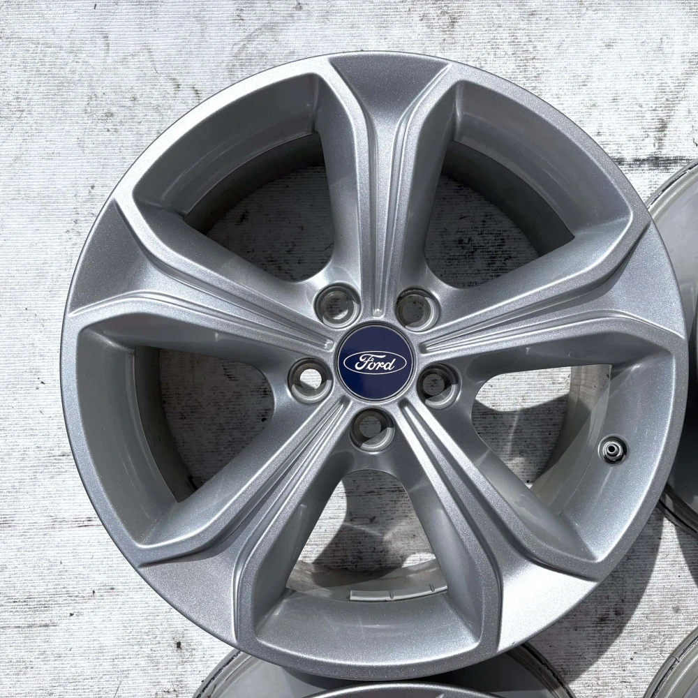 FORD FOCUS ACTIVE TOURER 17" 5X108 ET45