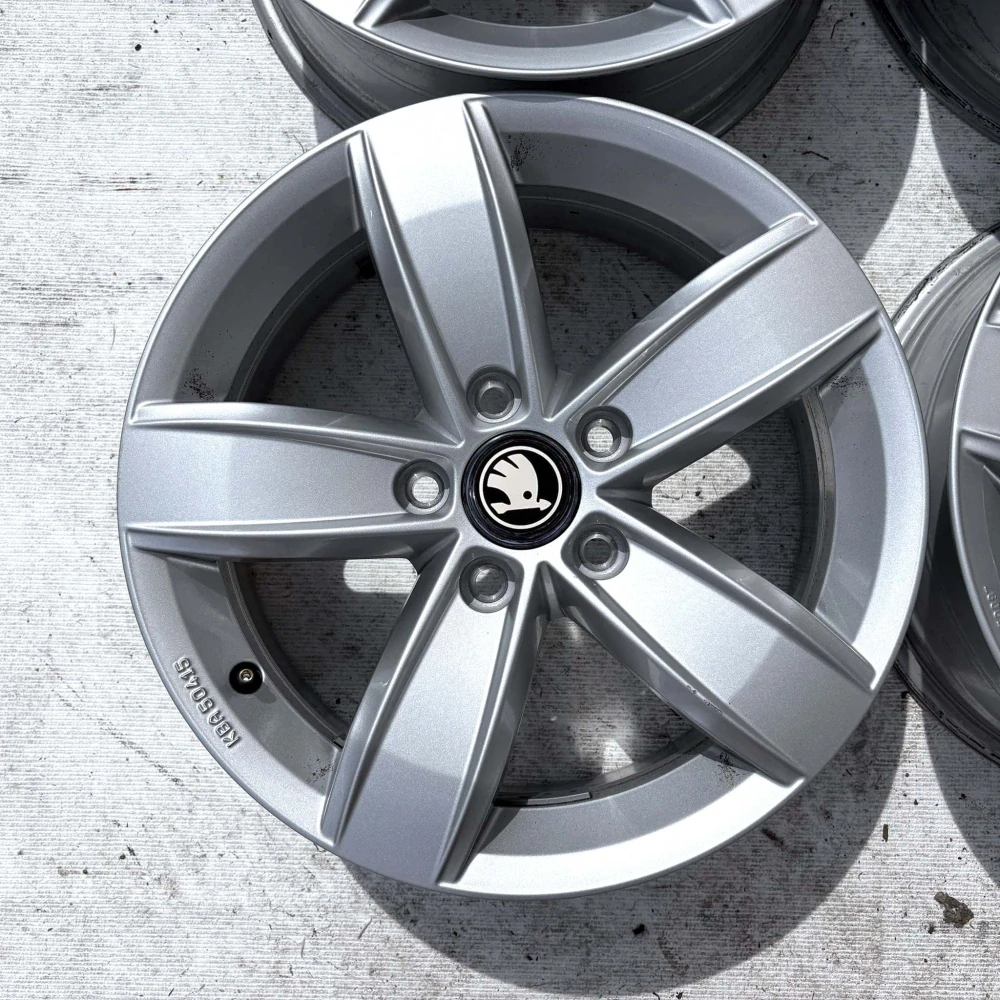 ALU SKODA SUPERB OCTAVIA YETI 16" 5X112 ET44
