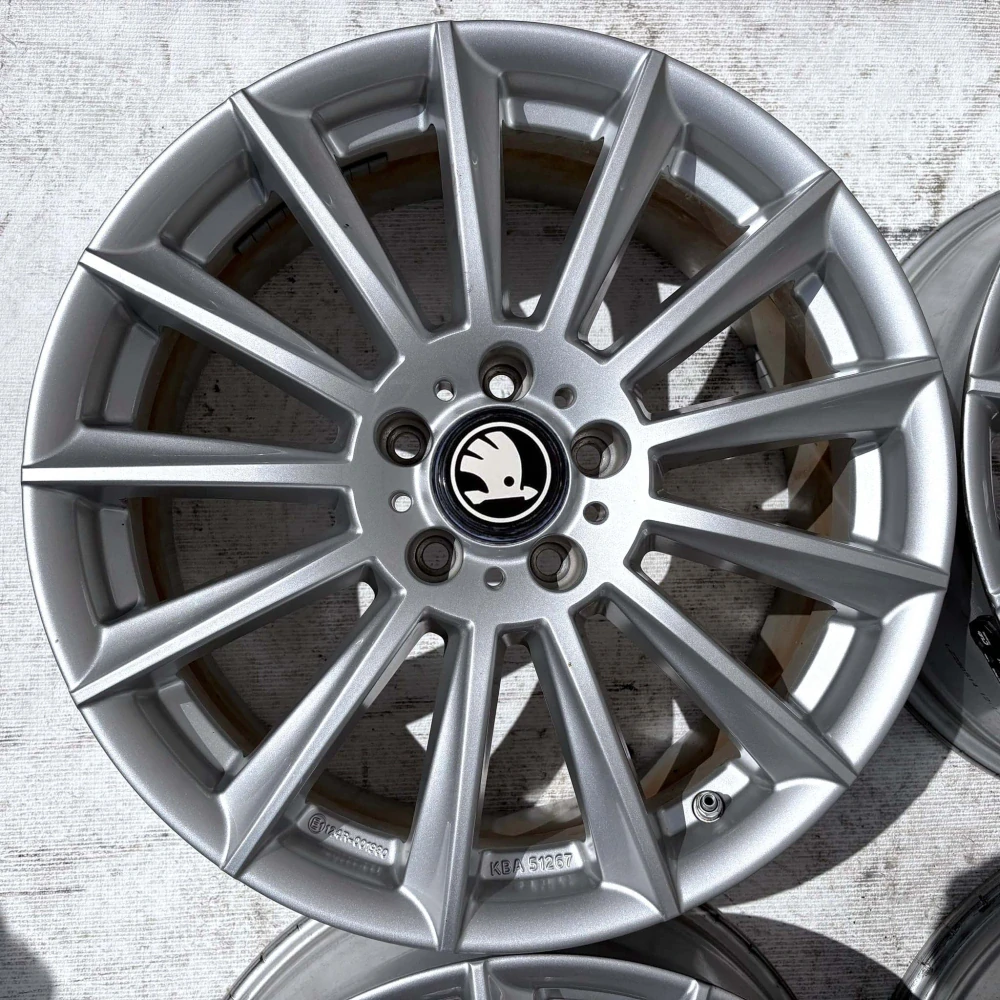 SKODA OCTAVIA 18" 5X112 7,5J ET53