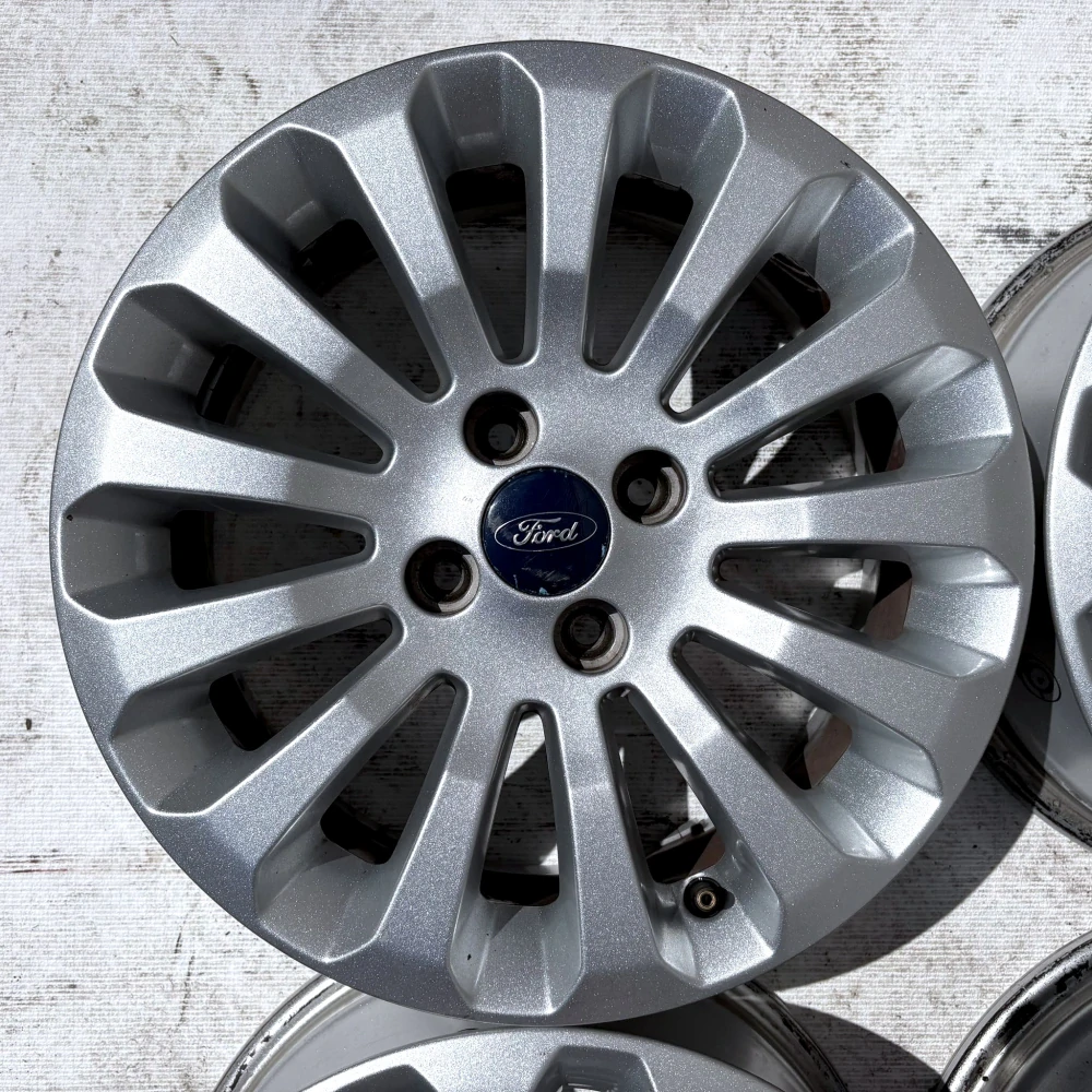ORIGINÁLNÍ ALU FORD KA 15" 6J 4X98 ET40