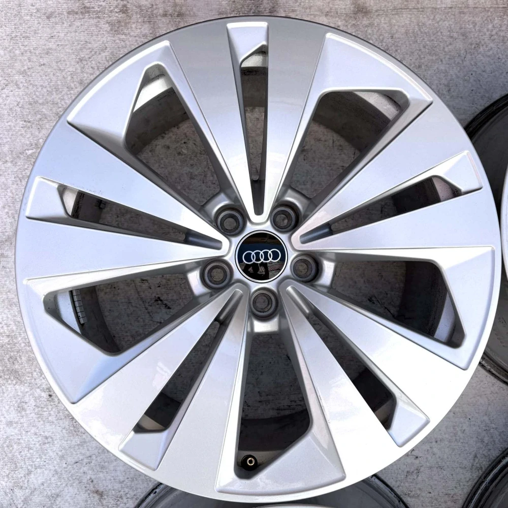 ORIGINÁLNÍ ALU AUDI Q8 Q7 A7 19" 8,5J 5X112 ET20