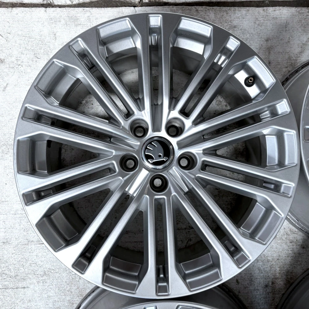 ALU SKODA SUPERB OCTAVIA YETI KAROQ 18" 5X112 ET31