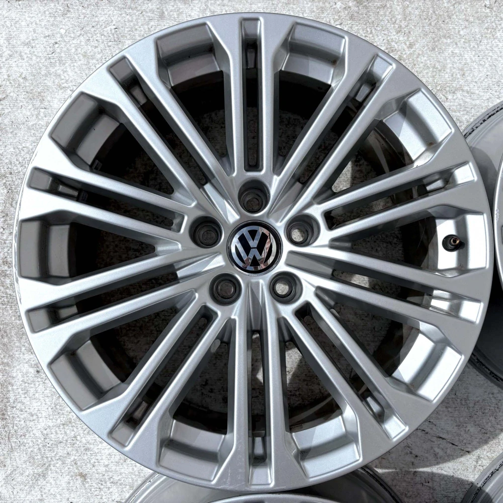 ALU VW PASSAT TIGUAN SHARAN T-ROC GOLF 18" 5X112