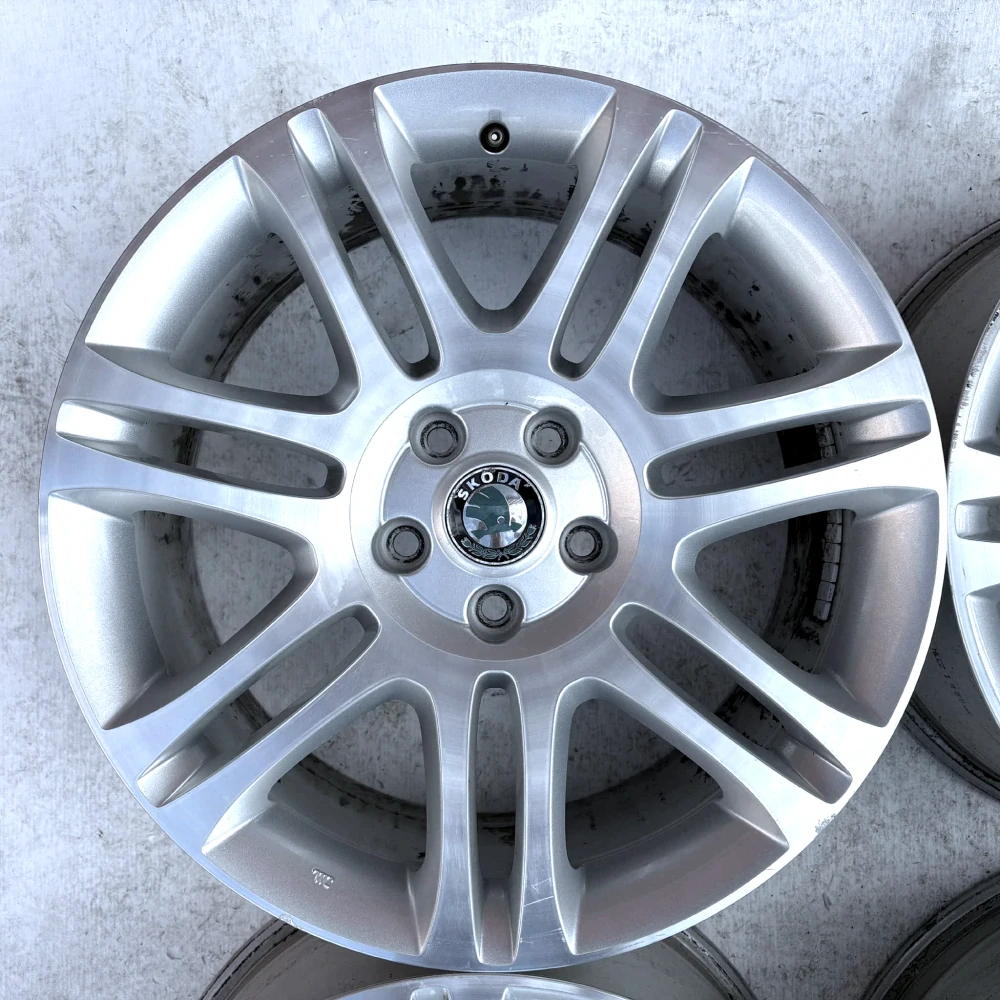 SKODA SUPERB OCTAVIA 18" 5X112 ET46