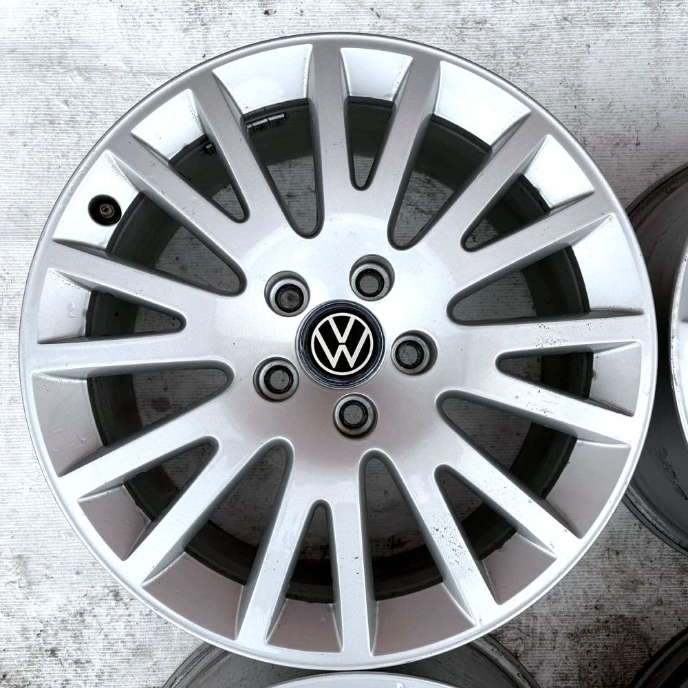 VW GOLF JETTA 17" 5X112 7,5J ET56