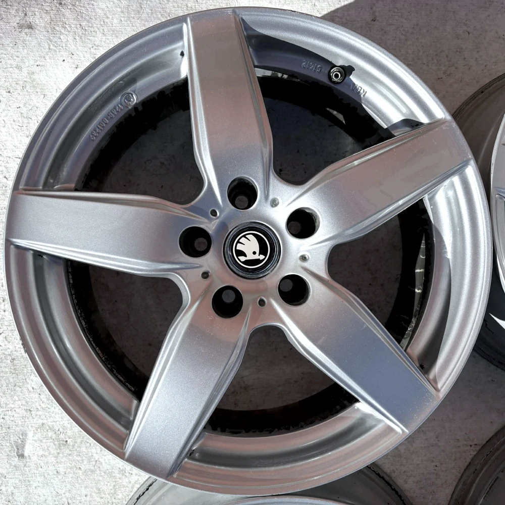 SKODA OCTAVIA SUPERB YETI 17" 5x112