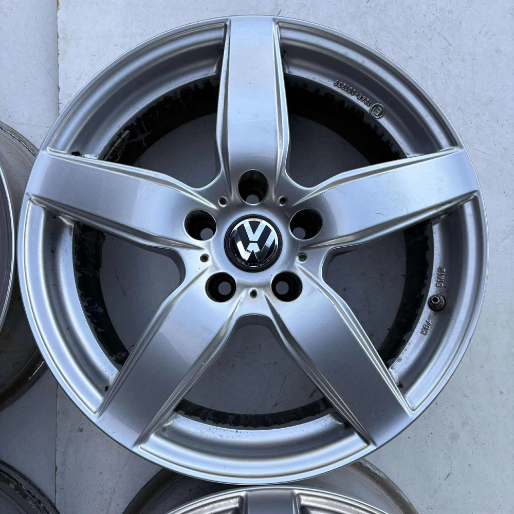VW PASSAT TIGUAN ARTEON SHARAN 17''