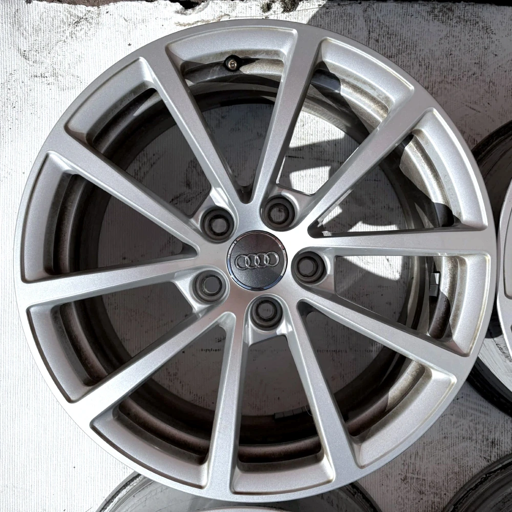 ORIGINÁLNÍ ALU AUDI A6 C8 17" 5X112 ET36