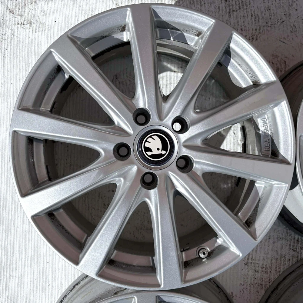 SKODA OCTAVIA SUPERB YETI KAROQ 17" 5X112