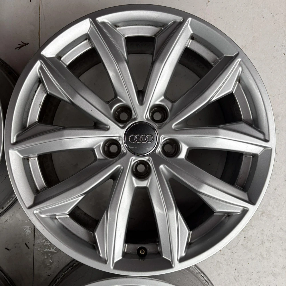 AUDI Q5 A3 A4 A5 A6 Q3 17"