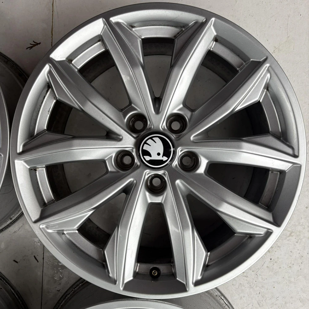 ŠKODA OCTAVIA SUPERB YETI KAROQ 17"