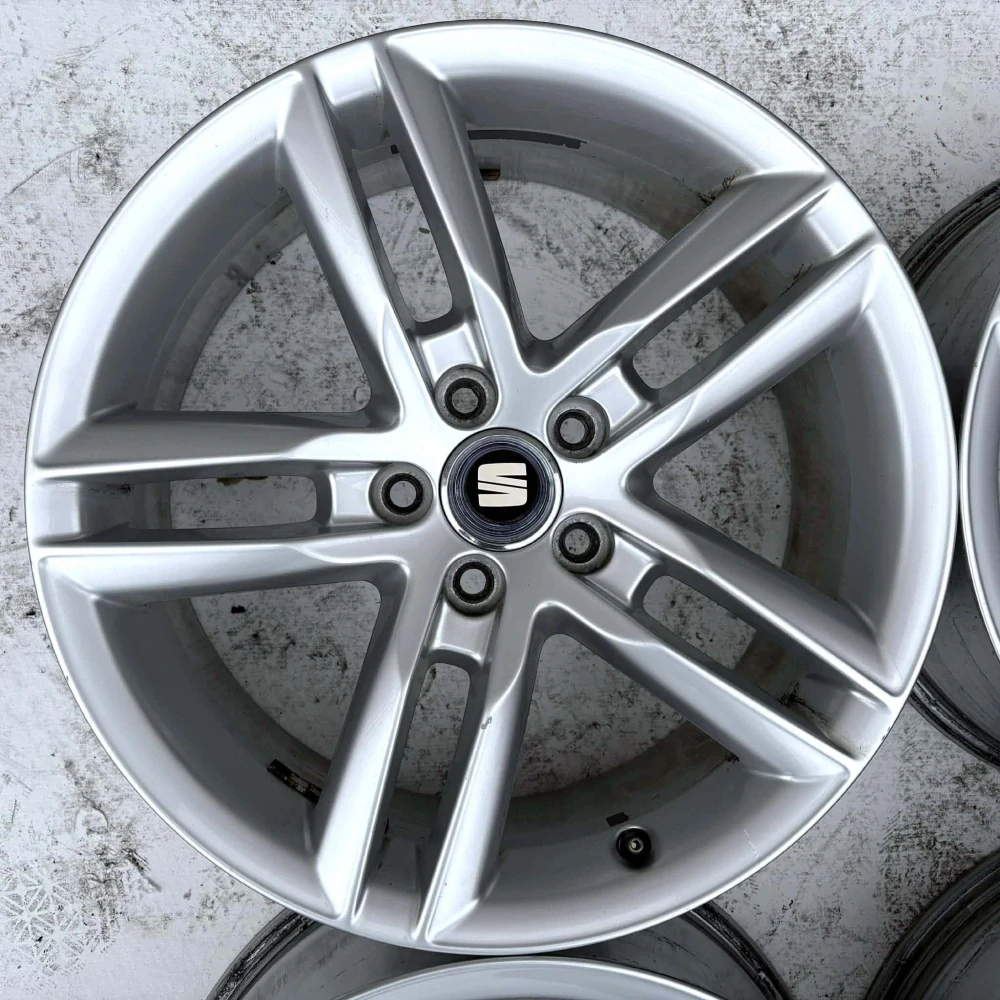SEAT ATECA TARACCO 18" 5X112 ET43 7J