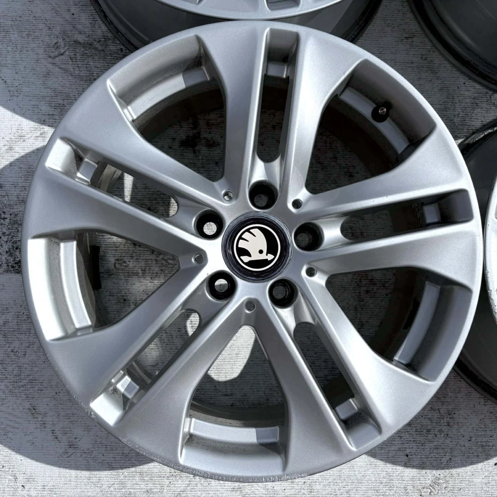 SKODA OCTAVIA SUPERB YETI 17" 5X112
