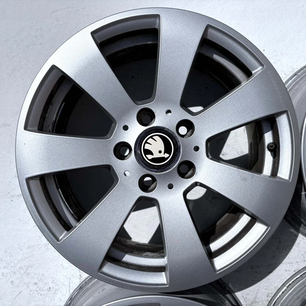SKODA OCTAVIA SUPERB YETI 16" 5X112