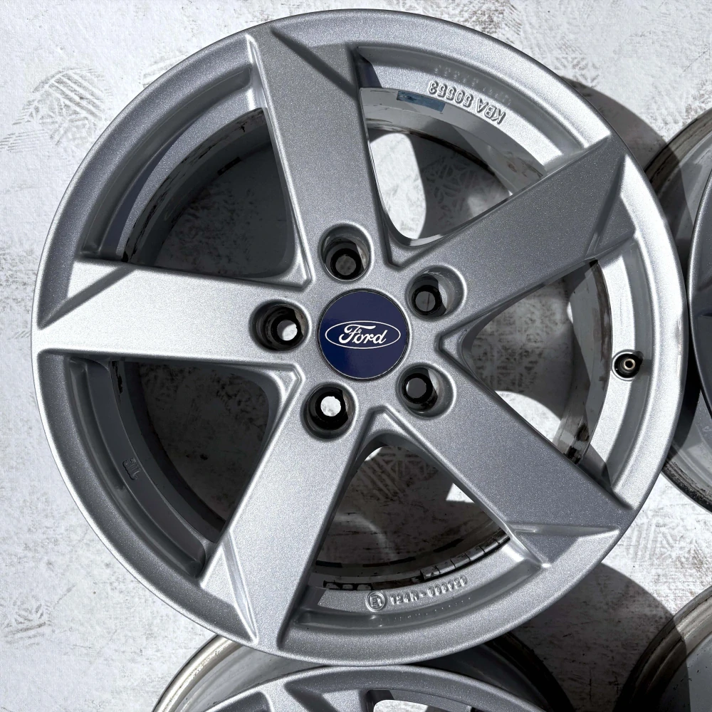 Ford Mondeo Focus C MAX S MAX TOURNEO CONNECT 16"