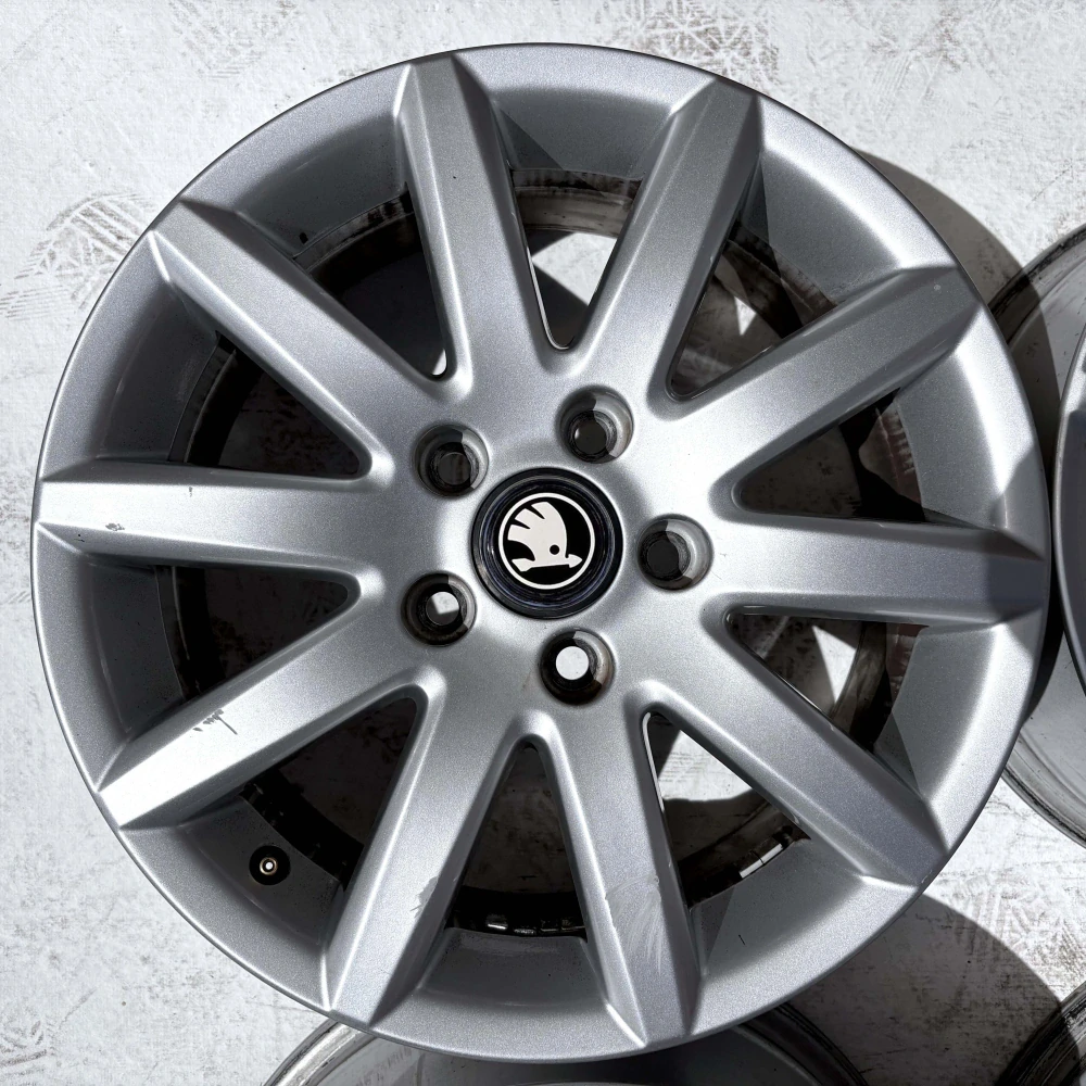 SKODA OCTAVIA SUPERB YETI 16" 5X112 ET50