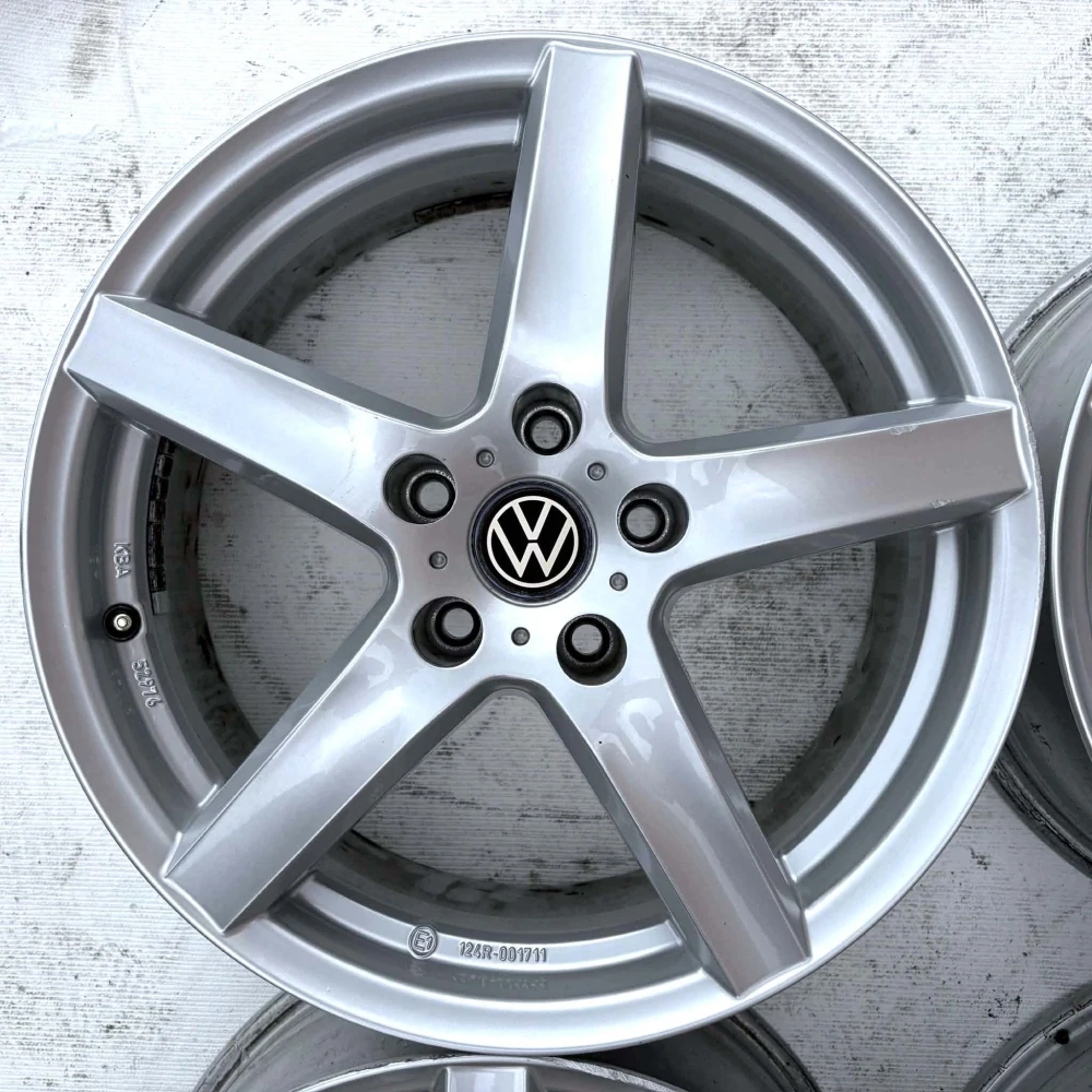 VW T-ROC GOLF CADDY TOURAN PASSAT 17" ET45