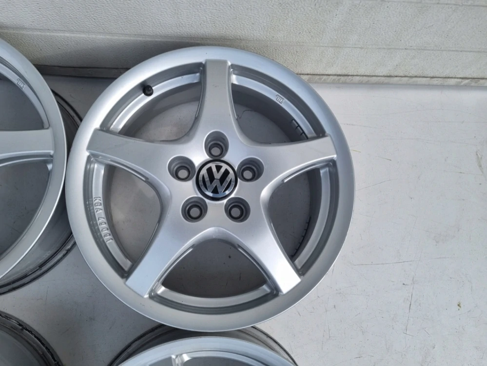 VW GOLF VIII VII VI CADDY TOURAN 5x112 16 ET50