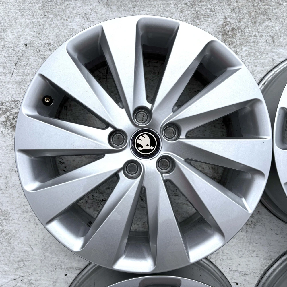 SKODA FABIA 16" 5X100 ET45