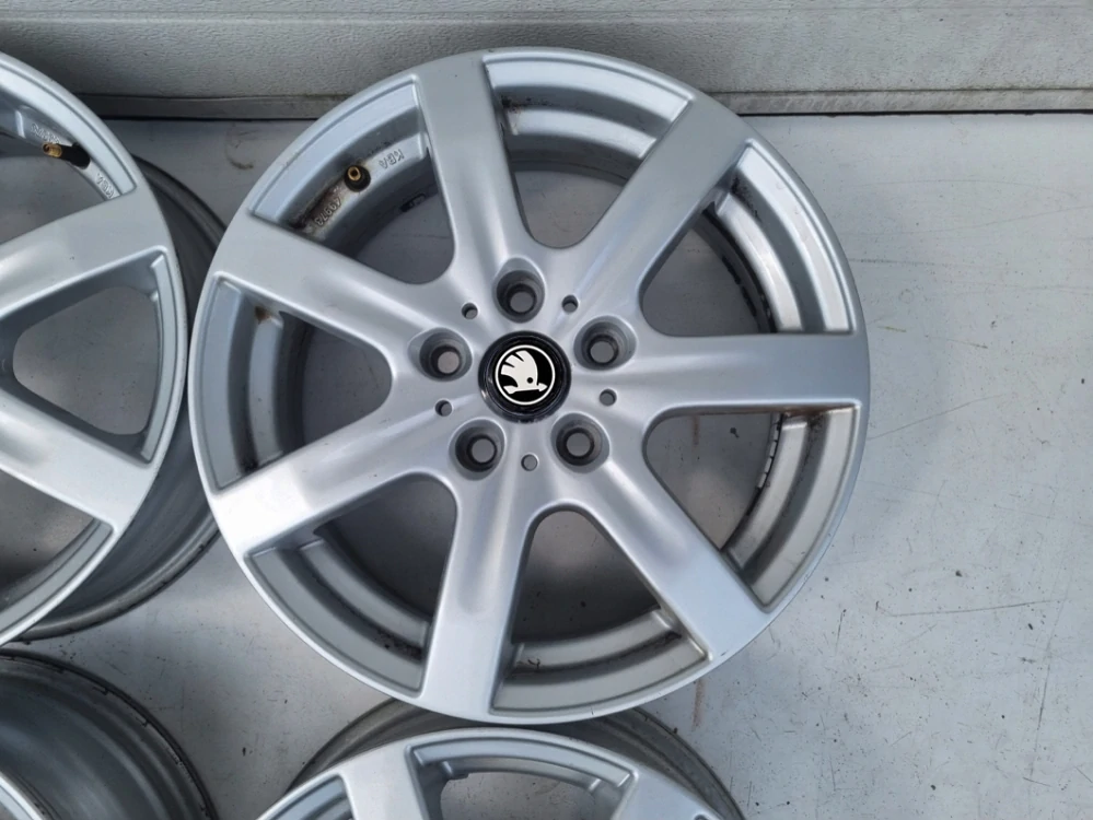 SKODA OCTAVIA SUPERB YETI 16" 5X112 ET48
