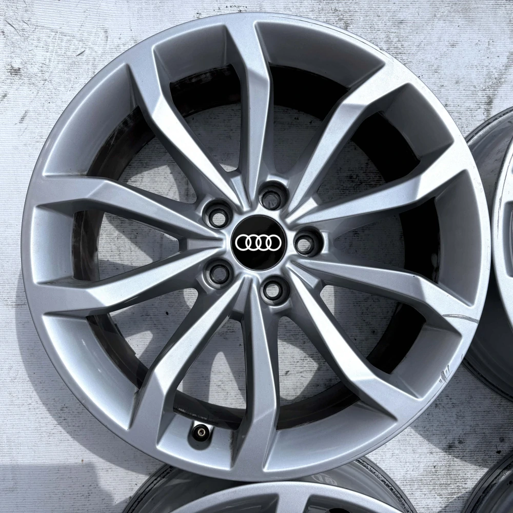 ORIGINÁLNÍ AUDI A4 B8 B9 A6 C7 C8 Q5 18" 5x112