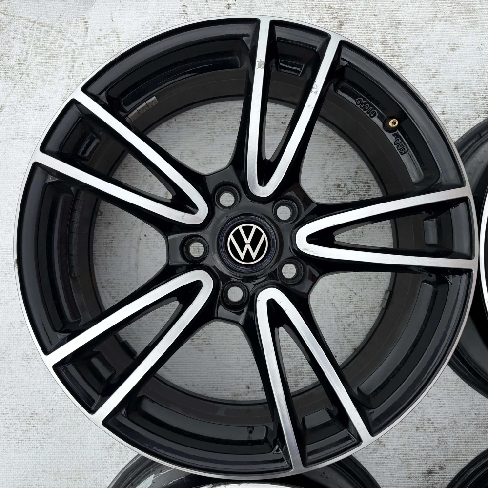 VW GOLF PASSAT TIGUAN 17" 5X112 ET50