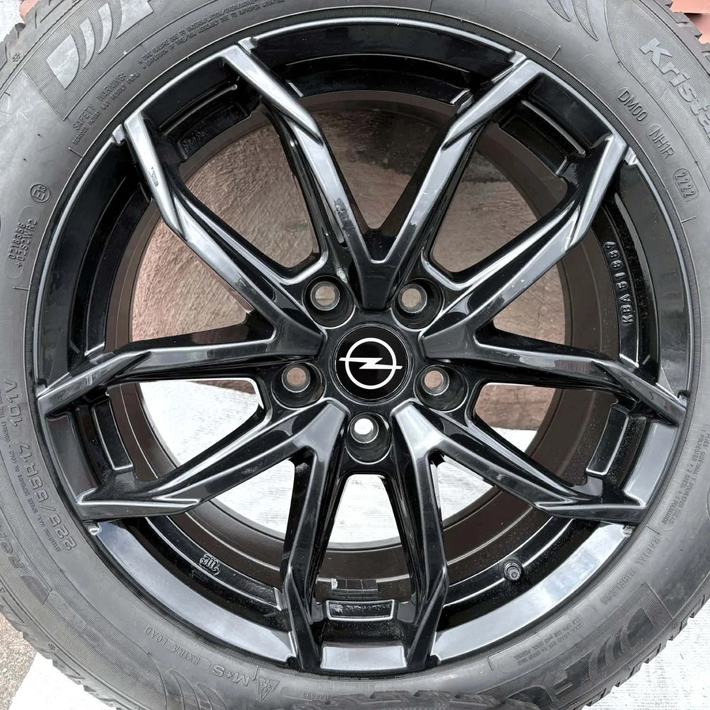 ZIMNÍ KOLA OPEL INSIGNIA B 225/55R17 ROK 2023