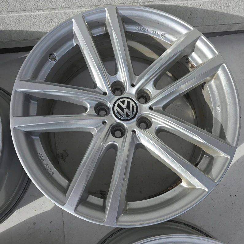 VW PASSAT TIGUAN ARTEON SHARAN 18'' ET30