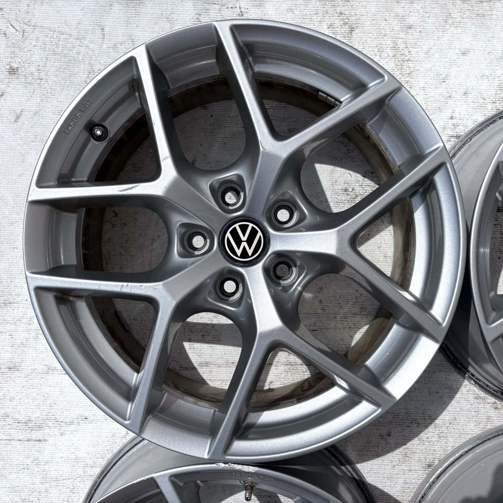 VW PASSAT TIGUAN SHARAN GOLF 17" 5X112