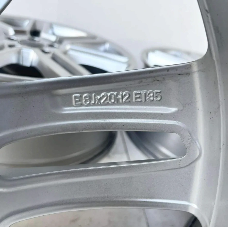 AUDI A4 A5 A6 A7 A8 Q3 Q5 20"
