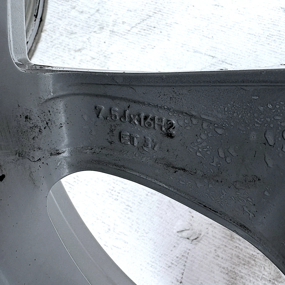 AUDI A3 A4 B6 B7 A6 C5 C6 16" 5X112