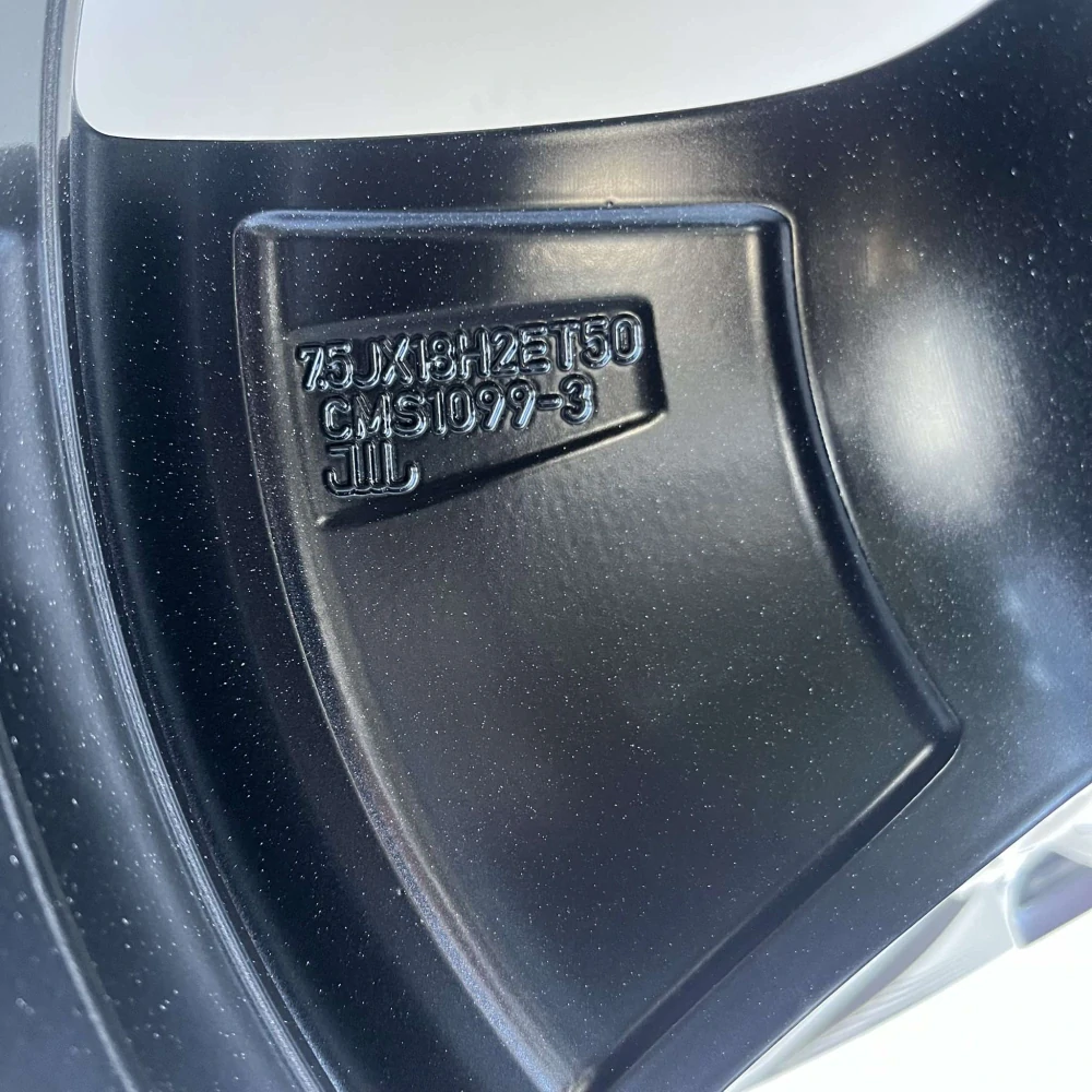 ŠKODA OCTAVIA KAROQ 18" NOVÉ