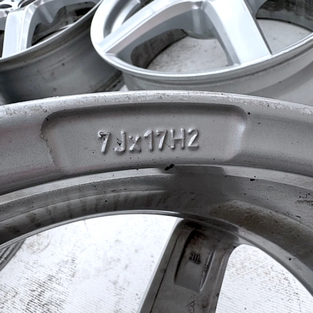 VW T-ROC GOLF CADDY TOURAN PASSAT 17" ET45