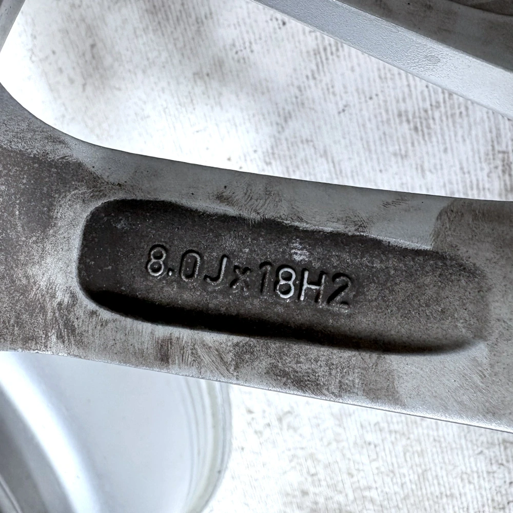 ALU AUDI A4 B7 B8 B9 A6 C6 C7 Q3 Q5 18"