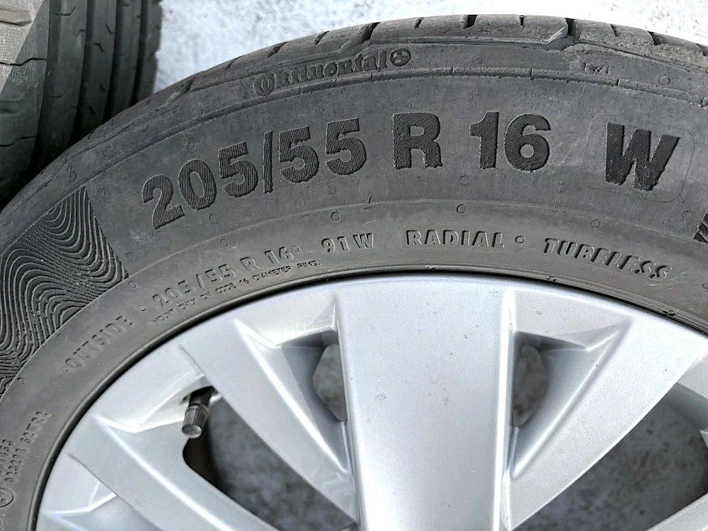 KOLA LETNÍ VW GOLF CADDY TOURAN 205/55R16 Conti