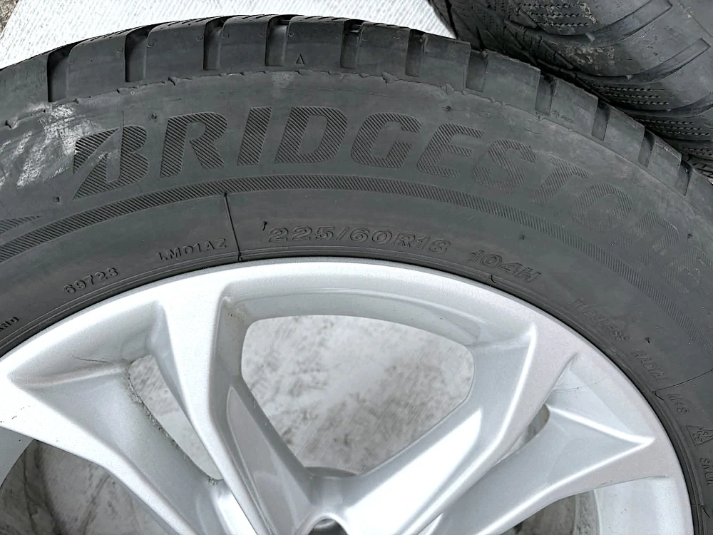 KOLA ZIMNÍ BMW X3 G01 X4 G02 225/60R18 se senzory